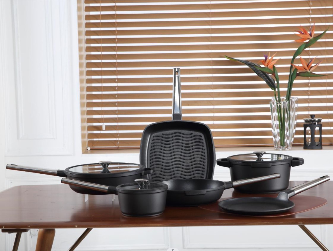 Die-cast Aluminum Nonstick Cookware Sets Trendsetter Series